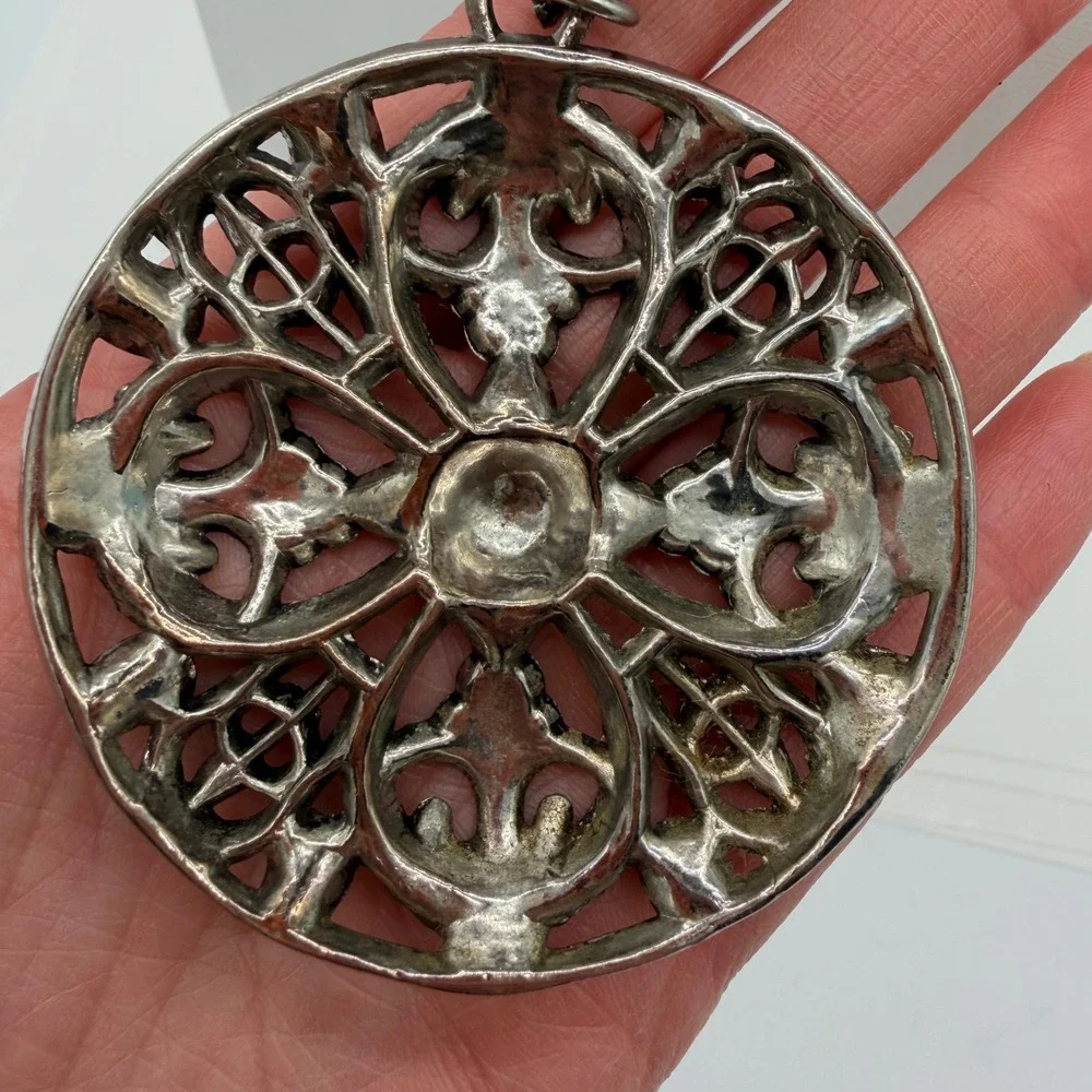 Vintage Silver Tone Ornate Medallion Pendant Necklace Gothic Filigree Chain